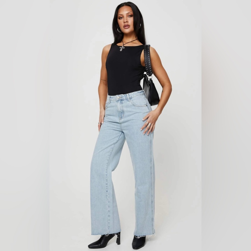 Straight Leg Jeans | Princess Polly